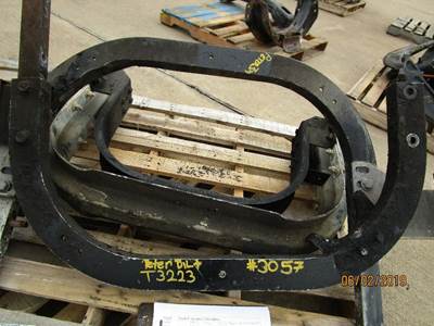 Peterbilt 377 Bracket