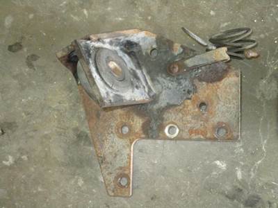 Peterbilt 377 Bracket