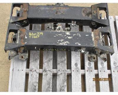 Peterbilt 379 Bracket