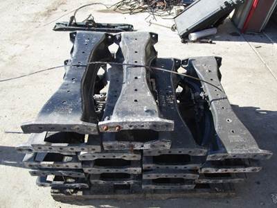 Peterbilt 387 Bracket