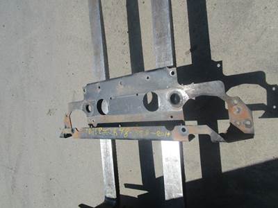 Peterbilt 389 Bracket