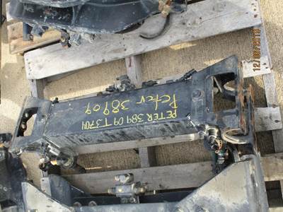 Peterbilt 389 Bracket
