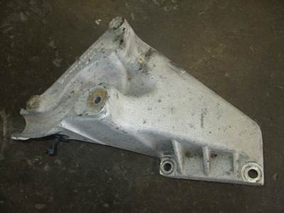 USED MERCEDES MBE4000 ENGINE FUEL WATER SEPARATOR BRACKET P/N: A4600920330