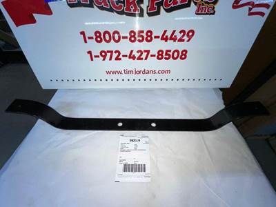 USED FULLER REAR TRANSMISSION SUPPORT BRACKET