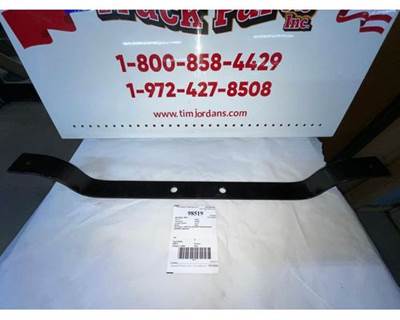 USED FULLER REAR TRANSMISSION SUPPORT BRACKET