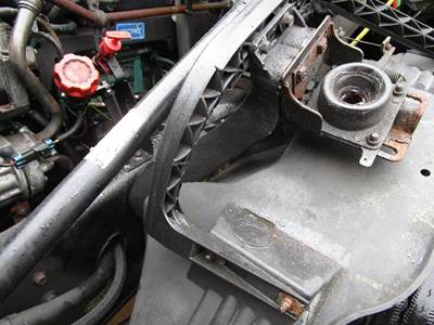 Volvo VNL Left Bracket