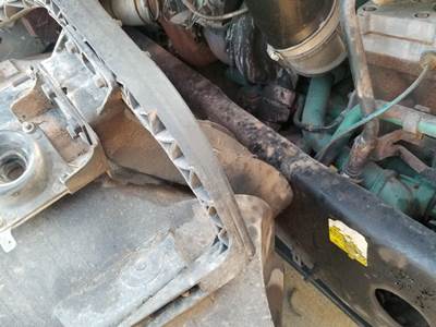 Volvo VNL Right Bracket