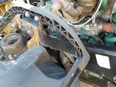 Volvo VNL Right Bracket