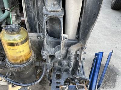 Volvo VNL Right Bracket