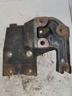 Volvo VNL Bracket