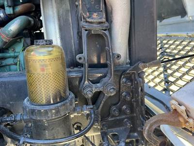 Volvo VNL Right Bracket