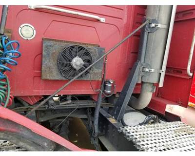Volvo VNL Bracket