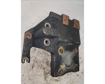 Volvo VNL Bracket