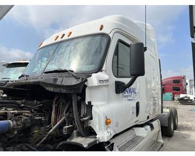 Freightliner Cascadia Cab Assembly for a Freightliner CASCADIA 125