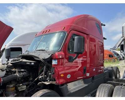 Freightliner Cascadia Cab Assembly for a Freightliner CASCADIA 125