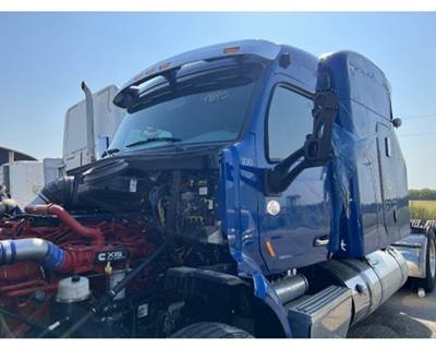 Peterbilt 579 Cab Assembly