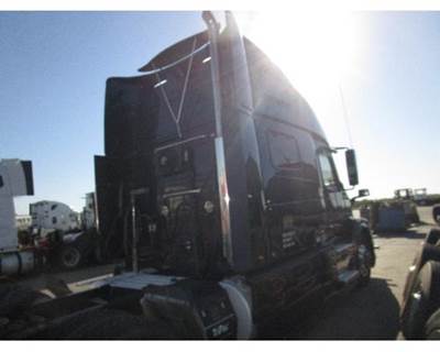 Volvo VNL Cab Assembly