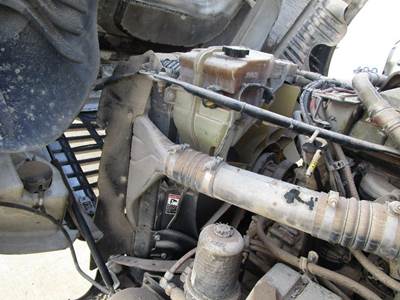 Freightliner Cascadia Charge Air Cooler (ATAAC) for a Freightliner CASCADIA 125