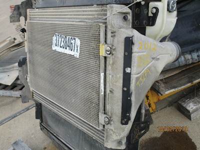 Freightliner Cascadia Charge Air Cooler (ATAAC) for a Freightliner CASCADIA 125