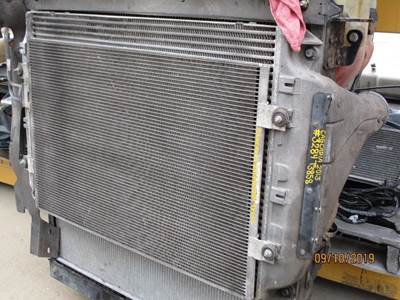Freightliner Cascadia Charge Air Cooler (ATAAC) for a Freightliner CASCADIA 125