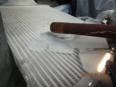 Freightliner Cascadia Charge Air Cooler (ATAAC) for a Freightliner CASCADIA 125