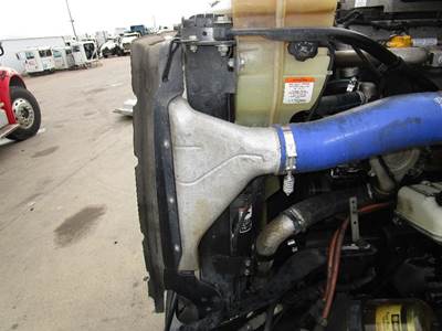 Freightliner Cascadia Charge Air Cooler (ATAAC) for a Freightliner CASCADIA 125