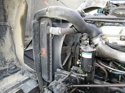 Freightliner FLD132 Charge Air Cooler (ATAAC) for a Freightliner FLD132T