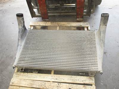 Kenworth T2000 Charge Air Cooler (ATAAC)
