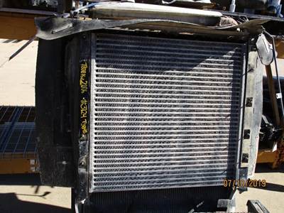 Kenworth T800 Charge Air Cooler (ATAAC)