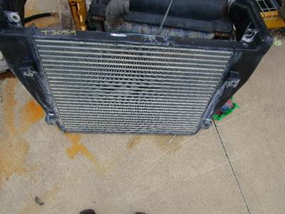 Mack RD688S Charge Air Cooler (ATAAC)