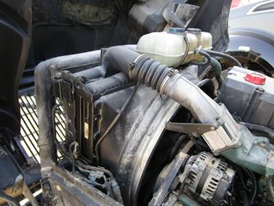 Volvo VNL Charge Air Cooler (ATAAC)