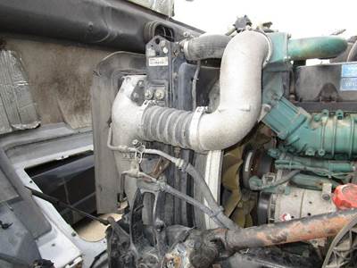 Volvo VNL Charge Air Cooler (ATAAC)