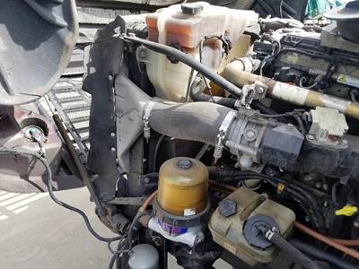 Freightliner Cascadia Cooling Assembly for a Freightliner CASCADIA 125