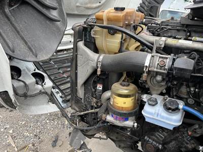 Freightliner Cascadia Cooling Assembly for a Freightliner CASCADIA 125