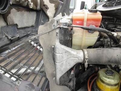 Freightliner Cascadia Cooling Assembly