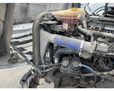 Freightliner Cascadia Cooling Assembly for a Freightliner CASCADIA 126