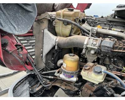 Freightliner Cascadia Cooling Assembly for a Freightliner CASCADIA 125