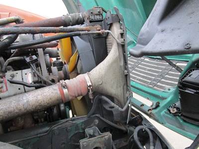 Freightliner Columbia Cooling Assembly for a Freightliner COLUMBIA 120