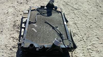 International 9200i Cooling Assembly