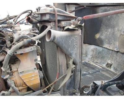 Kenworth T600 Cooling Assembly