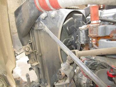 Mack RD688S Cooling Assembly