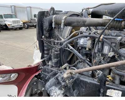 Mack Vision CXN613 Cooling Assembly for a Mack CXN613