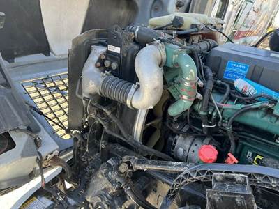 Volvo VNL Cooling Assembly