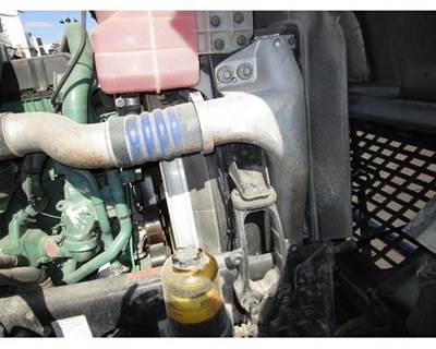 Volvo VNL Cooling Assembly