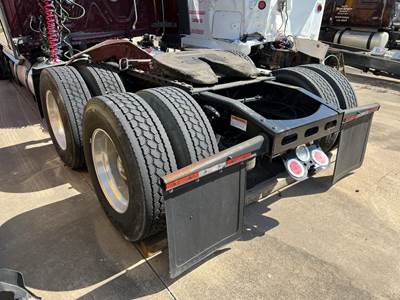 Detroit CASCADIA 126 Cutoff for a Freightliner CASCADIA 126