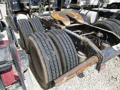 Eaton 387 Cutoff for a Peterbilt 387