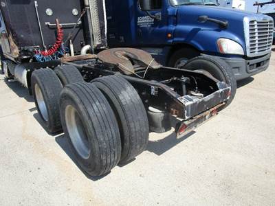 Eaton 387 Cutoff for a Peterbilt 387