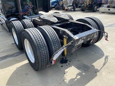 Eaton 387 Cutoff for a Peterbilt 387