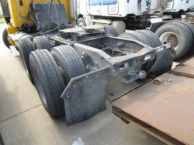 Eaton COLUMBIA 120 Cutoff for a Freightliner COLUMBIA 120