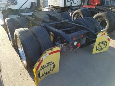 Eaton COLUMBIA 120 Cutoff for a Freightliner COLUMBIA 120